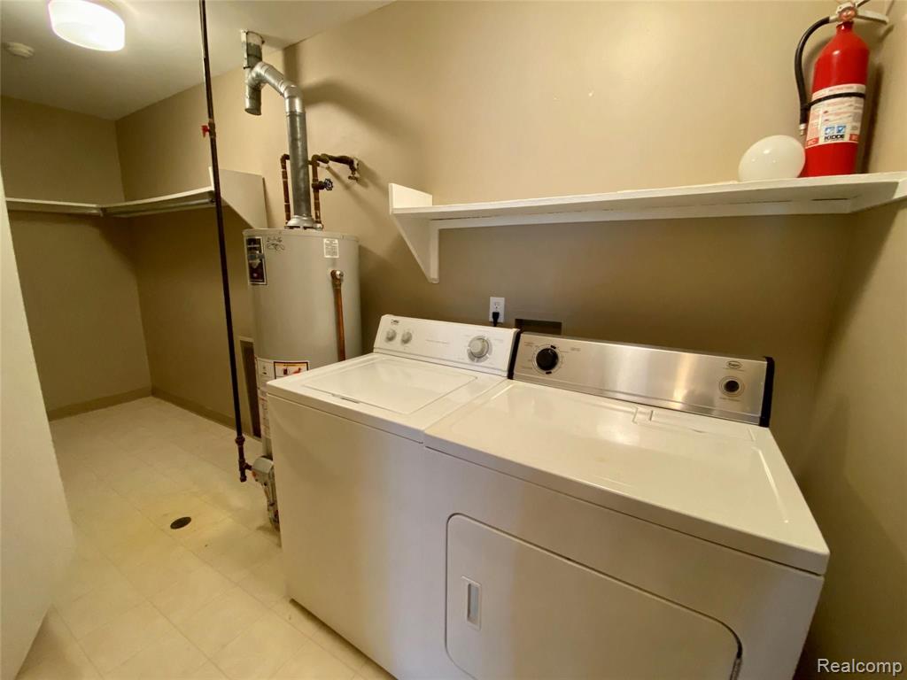 42521 Lilley Point Canton, MI 48187 - Photo 18 of 18