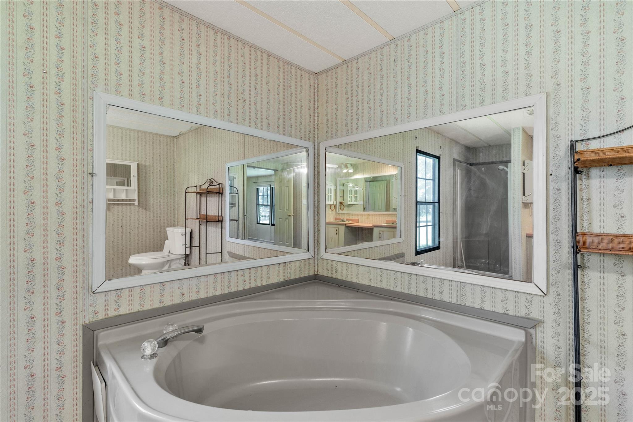 4331 Palmer Lloyd Road, Unit 11 Lancaster, SC 29720 - Photo 14 of 36 a bathroom with a bathtub and a sink