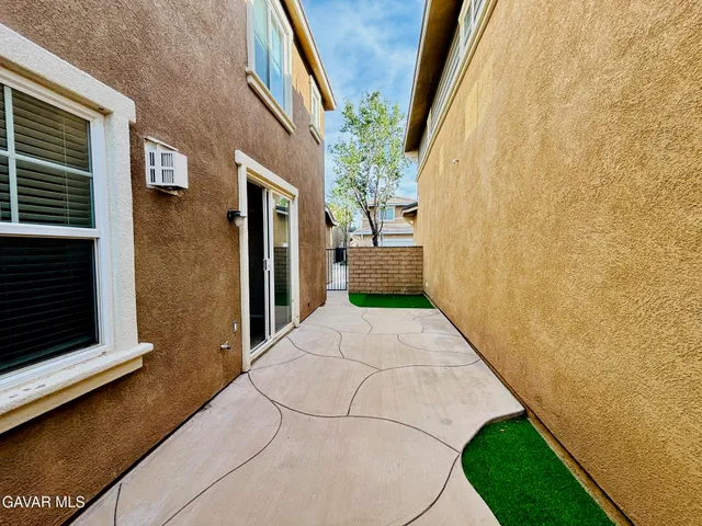 $2,699 | 2553 Sparkling Water Court, Palmdale, CA 93550