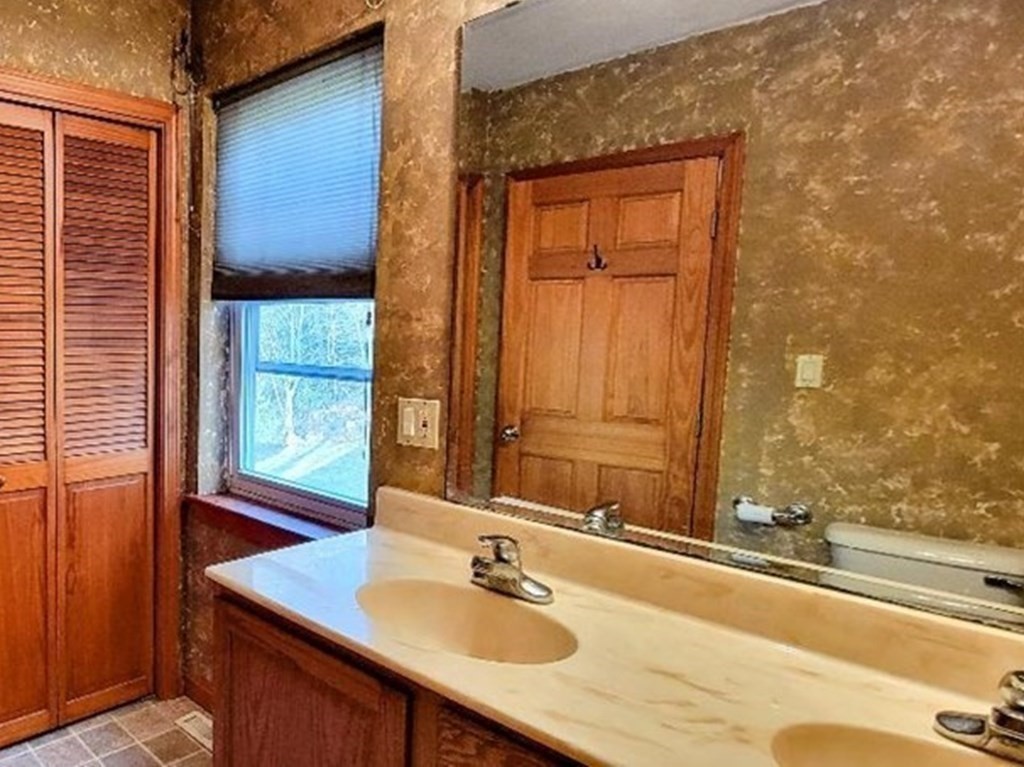 228 Ashby Road Ashburnham, MA 01430 - Photo 34 of 35