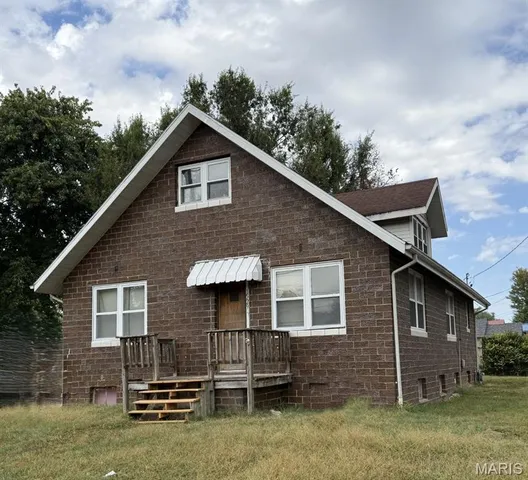 $79,000 | 1529 West Main Street, Vandalia, IL 62471