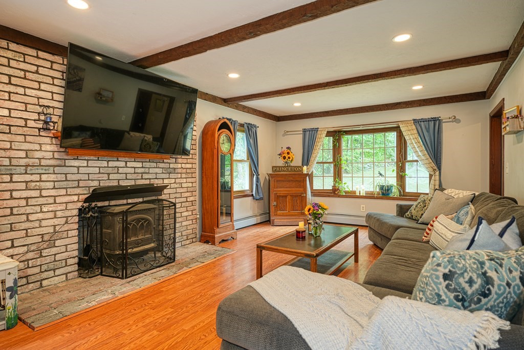 33 Esty Road Princeton, MA 01541 - Photo 12 of 41
