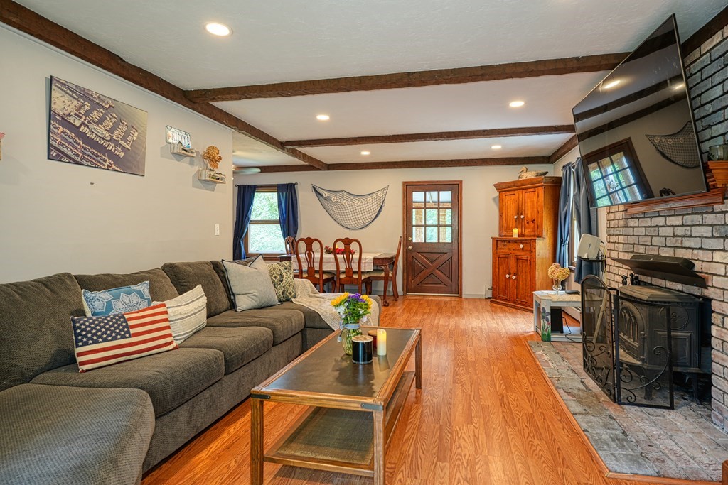 33 Esty Road Princeton, MA 01541 - Photo 13 of 41