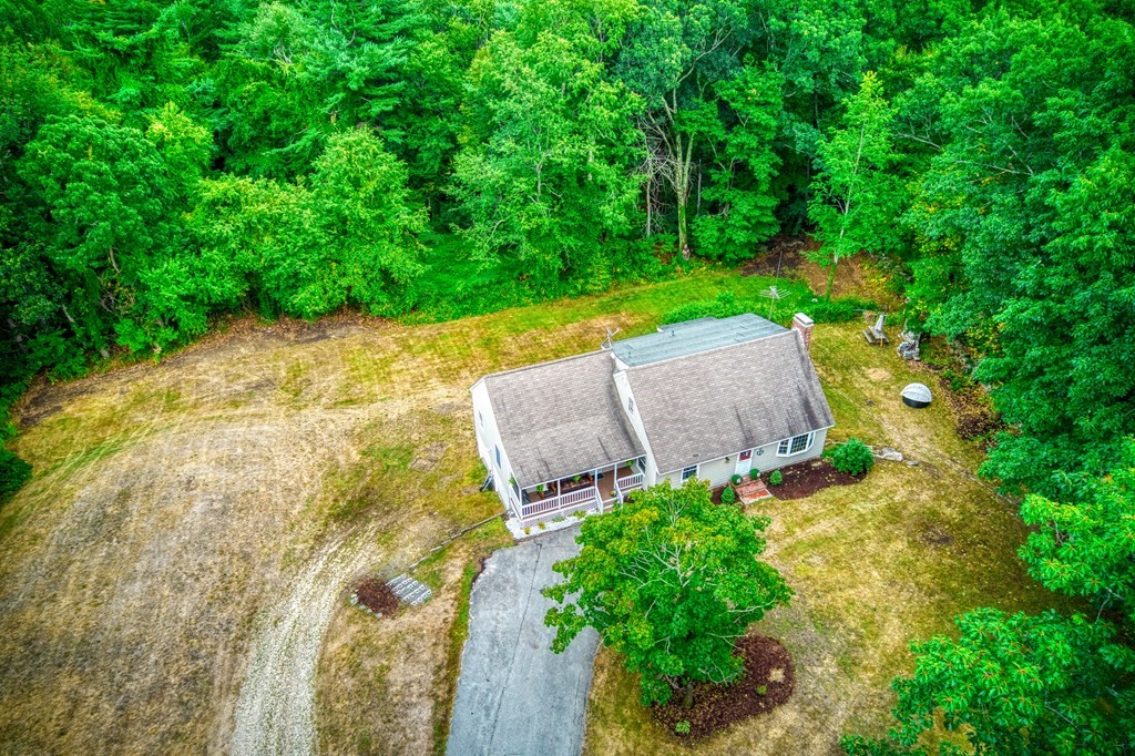 33 Esty Road Princeton, MA 01541 - Photo 3 of 41