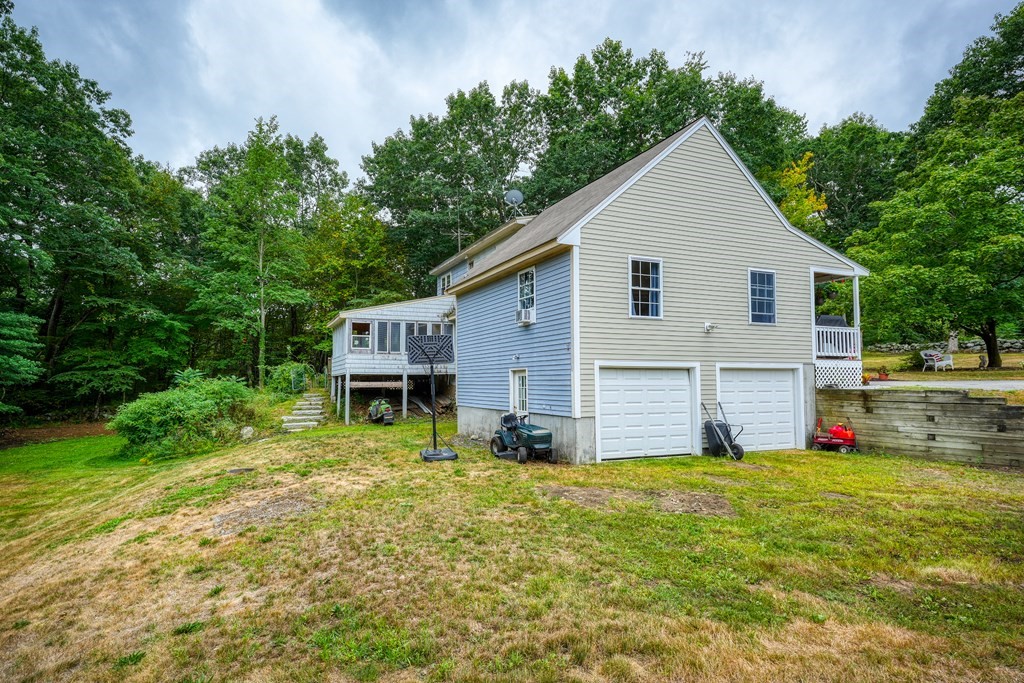 33 Esty Road Princeton, MA 01541 - Photo 5 of 41