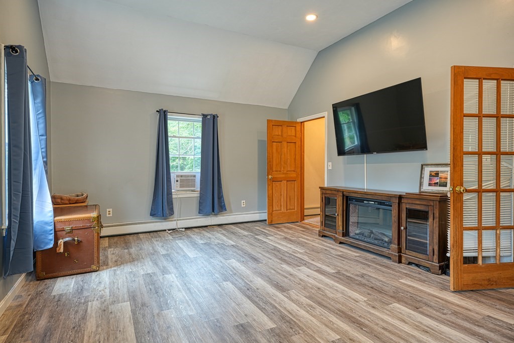 33 Esty Road Princeton, MA 01541 - Photo 9 of 41