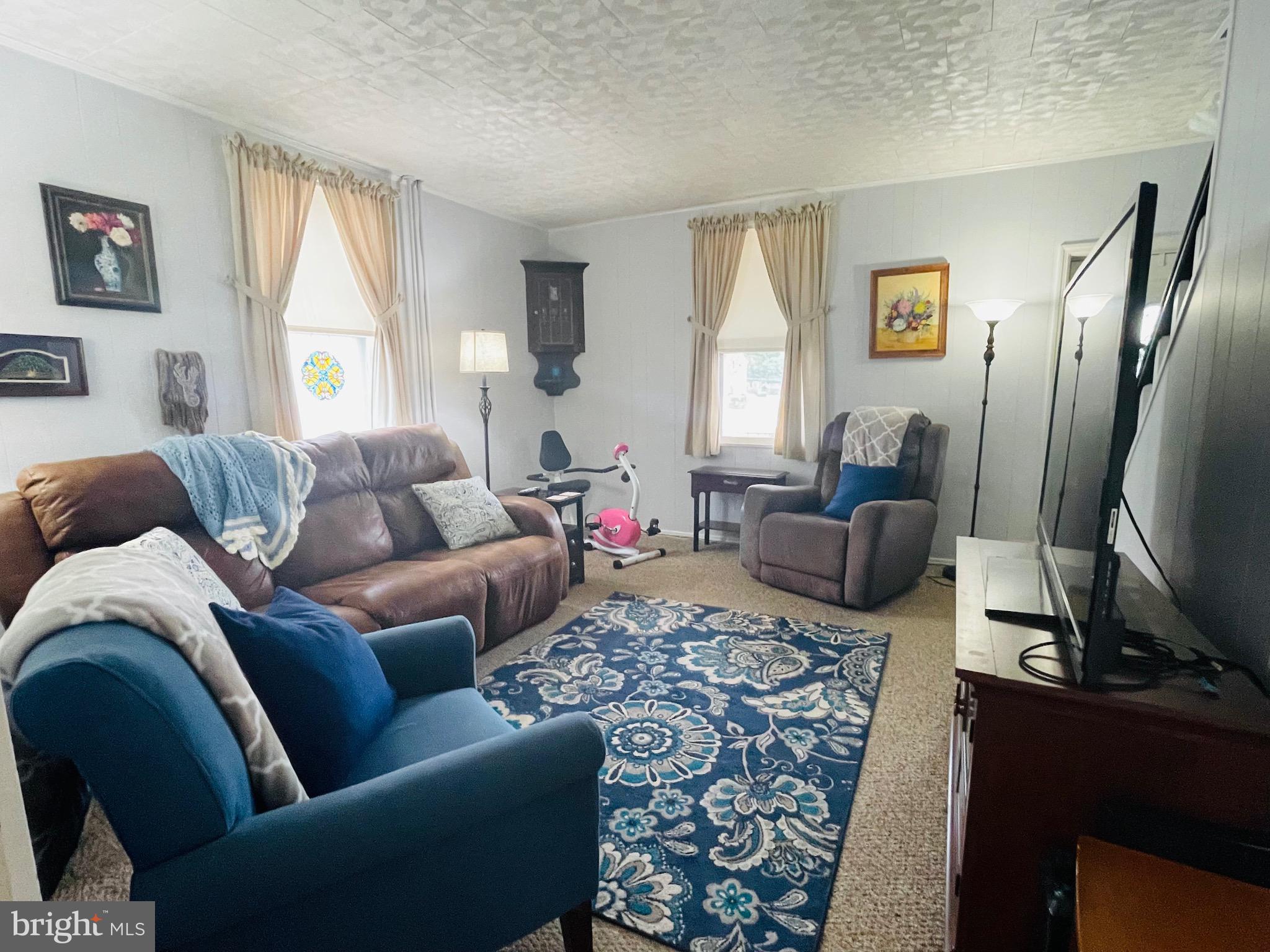 2921 Summit Avenue Baltimore, MD 21234 - Photo 7 of 54