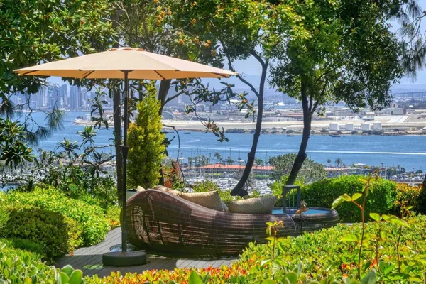 $16,900,000 | 567 Gage Lane, San Diego, CA 92106