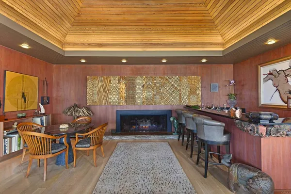$16,900,000 | 567 Gage Lane, San Diego, CA 92106