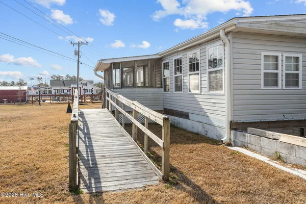 $225,000 | 1150 Highway 70, Davis, NC 28524