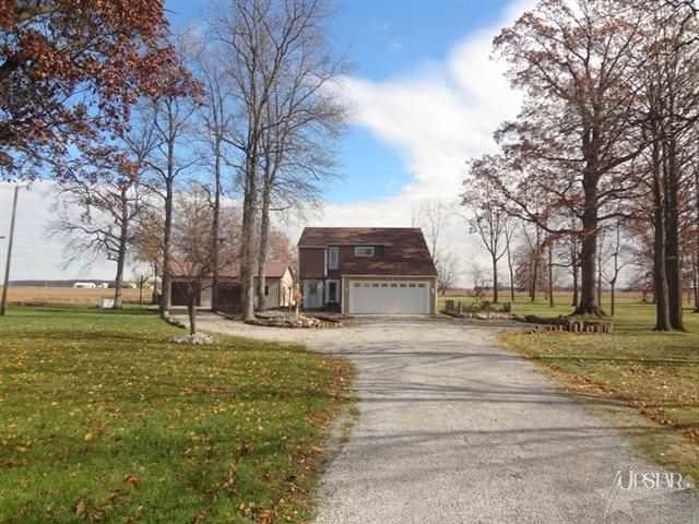 15035 Lortie Road Monroeville, IN 46773 - Photo 2 of 20