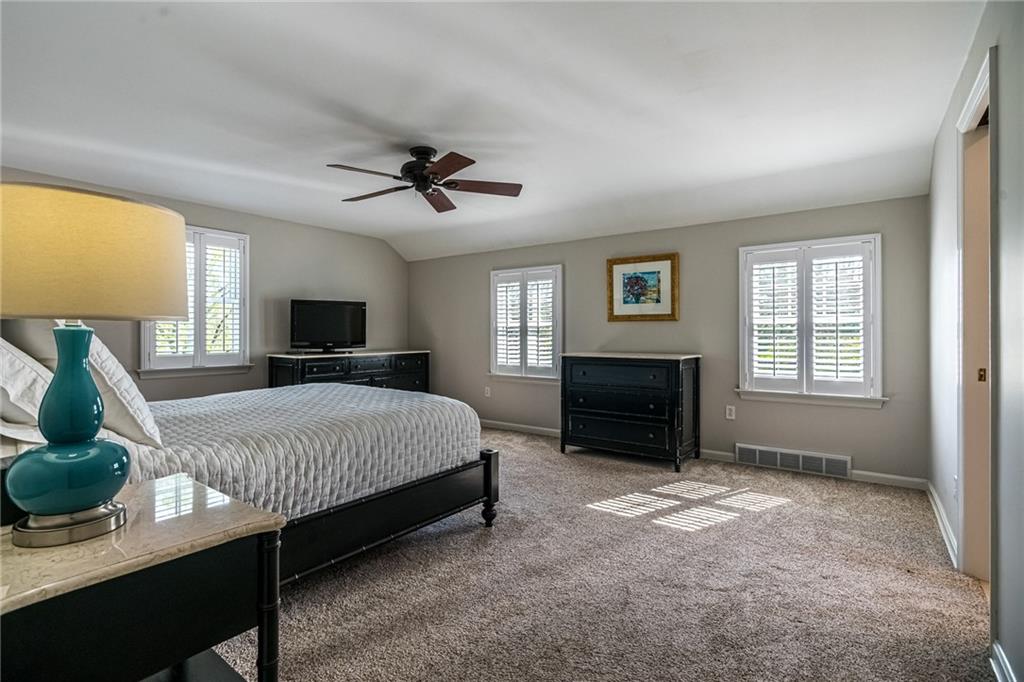 155 Logan Road Gibsonia, PA 15044 - Photo 14 of 25 Gallery Image 14