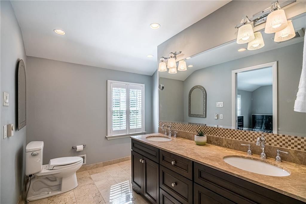155 Logan Road Gibsonia, PA 15044 - Photo 16 of 25 Gallery Image 16