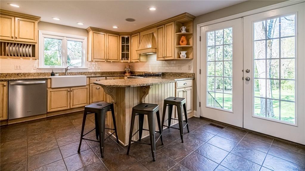 155 Logan Road Gibsonia, PA 15044 - Photo 10 of 25 Gallery Image 10