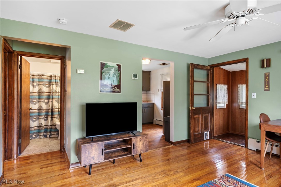 6081 Riverview Road Peninsula, OH 44264 - Photo 15 of 34 Second floor
