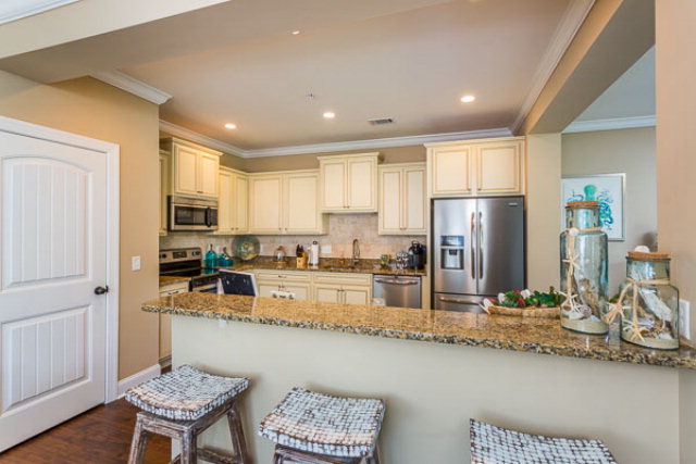 404 Reserve Lane St. Simons Island, GA 31522 - Photo 4 of 16