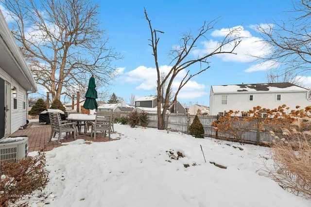 $341,999 | 2S021 Lexington Court, Warrenville, IL 60555