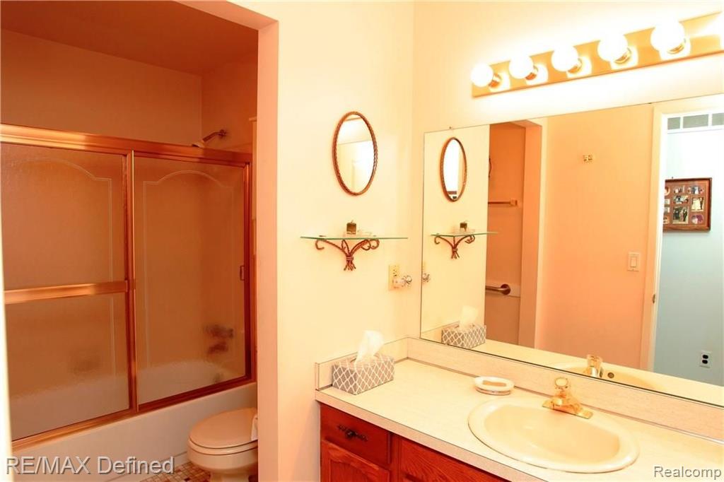 283 Poco Court Rochester Hills, MI 48307 - Photo 15 of 56