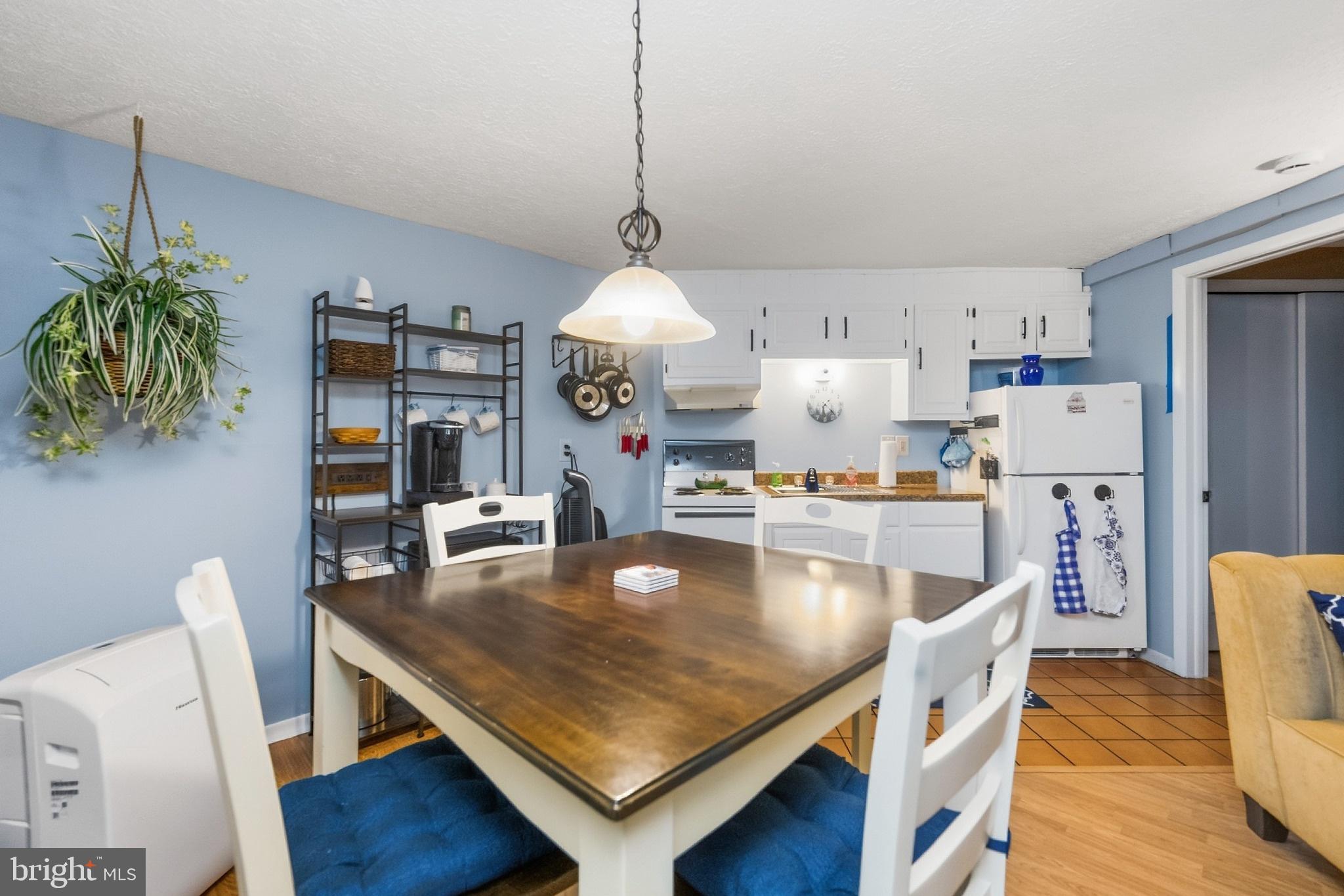 1724 Mosser Road, Unit 8 McHenry, MD 21541 - Photo 11 of 32 Gallery Image 11