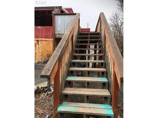 $285,000 | 150 East Franklin Avenue, Dayville, OR 97825