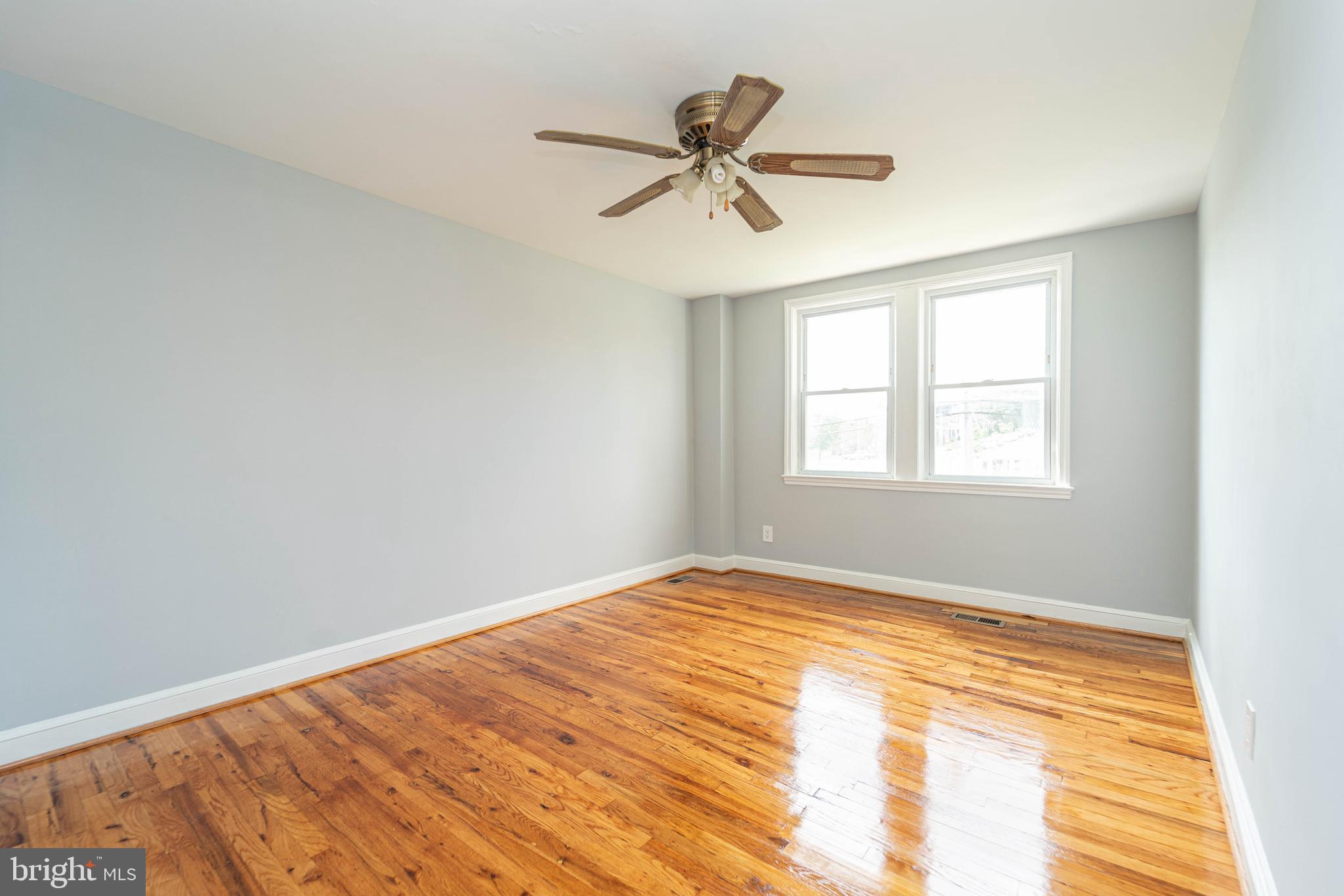 2841 Federal Street Baltimore, MD 21213 - Photo 31 of 39 a view of an empty room with a window