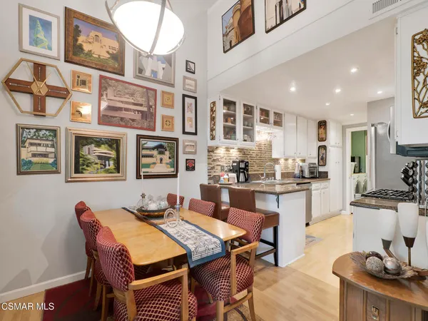 $530,000 | 24829 Apple Street, Unit E, Newhall, CA 91321
