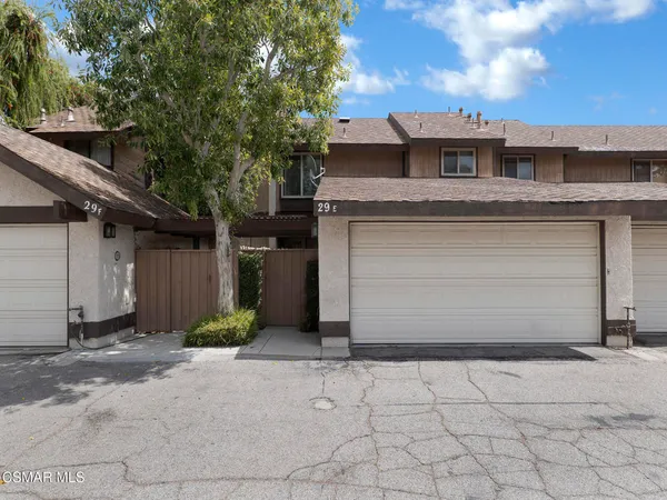 $530,000 | 24829 Apple Street, Unit E, Newhall, CA 91321