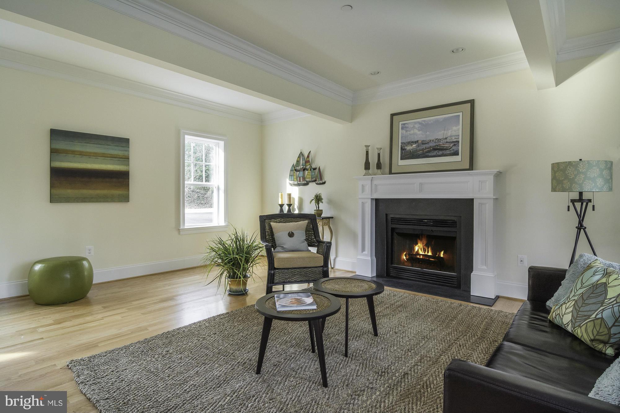 2604 Ogleton Road Annapolis, MD 21403 - Photo 16 of 26 Family Room