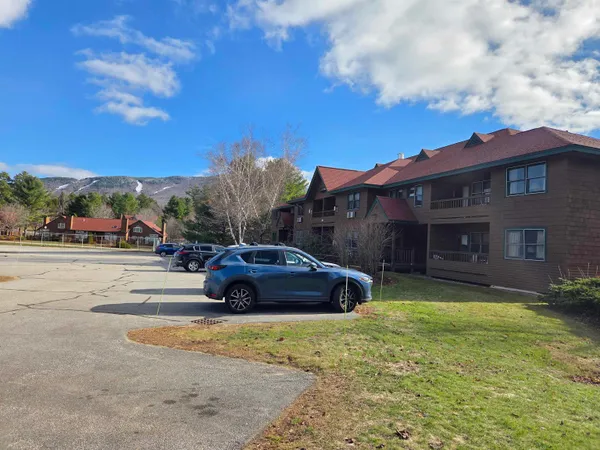 $9,900 | 164 Deer Park Drive, Unit 160D, North Woodstock, NH 03262