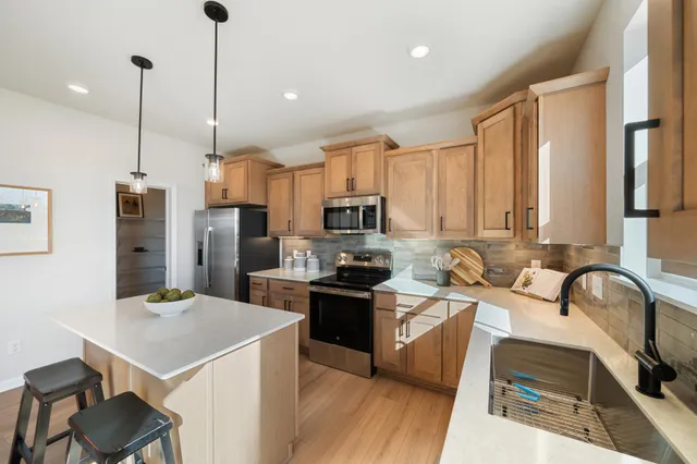 $484,990 | 1873 Charleston Lane, Waconia, MN 55387