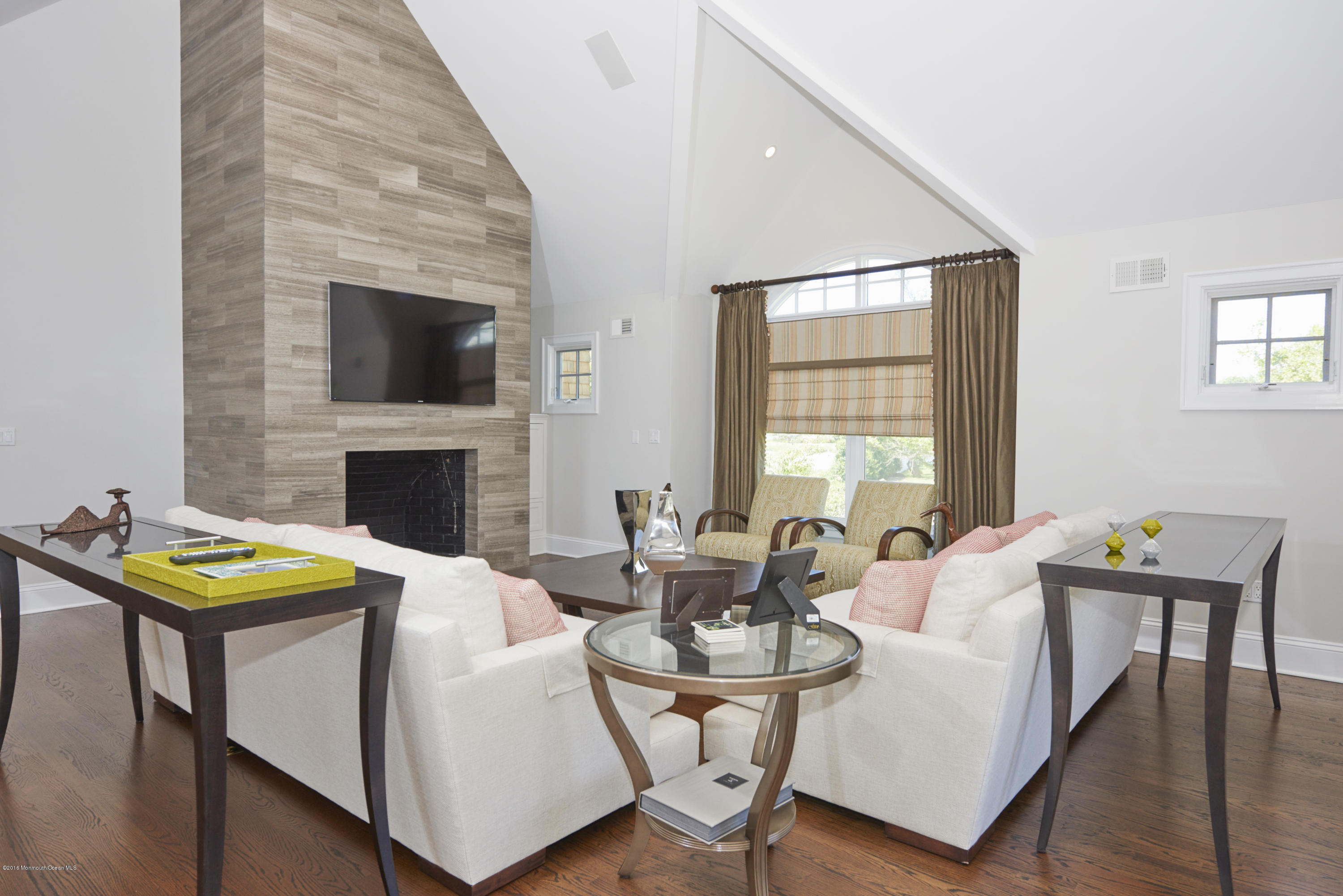 13 Rivers Edge Drive Rumson, NJ 07760 - Photo 20 of 41 Great Room