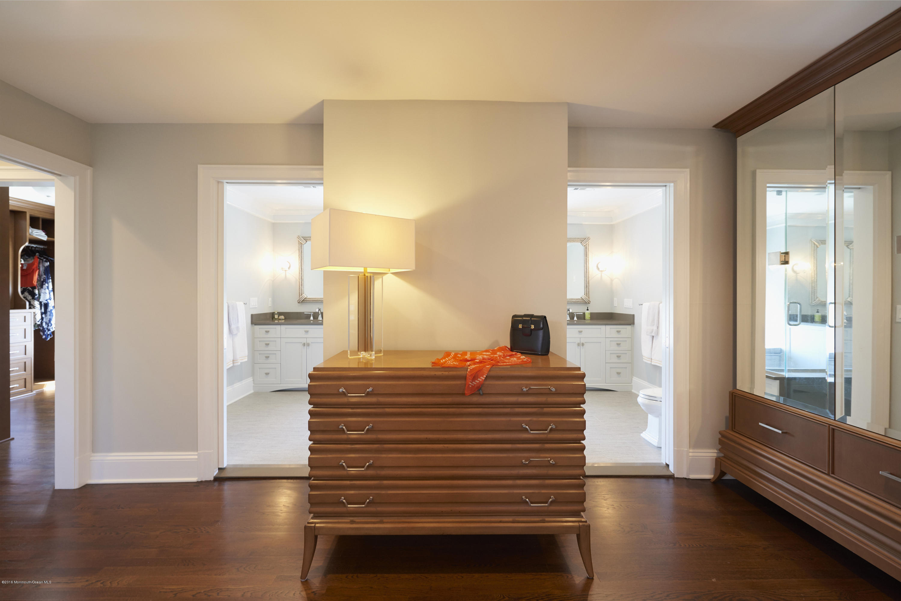 13 Rivers Edge Drive Rumson, NJ 07760 - Photo 28 of 41 Master Dressing Lounge