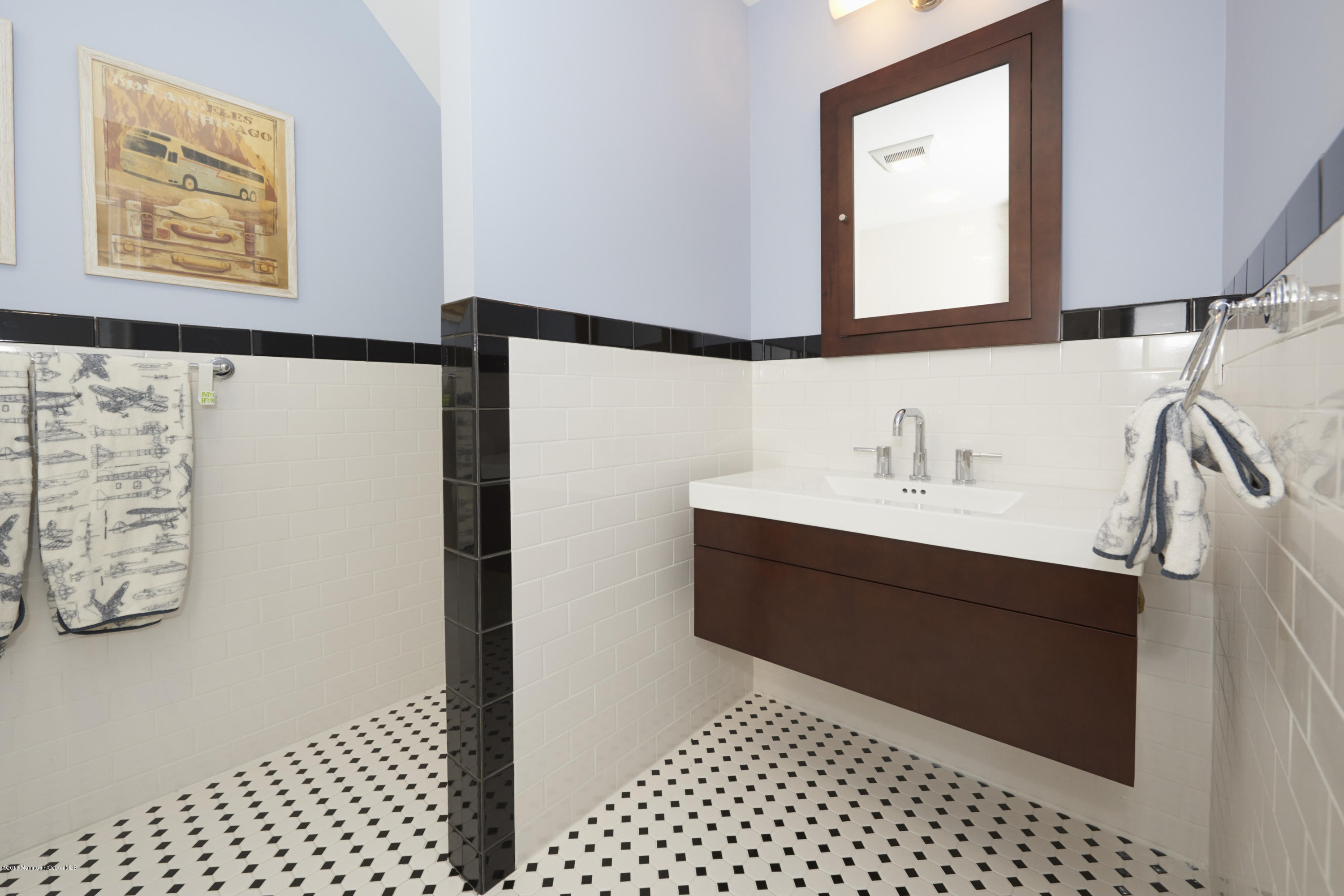 13 Rivers Edge Drive Rumson, NJ 07760 - Photo 34 of 41 En-Suite Bath