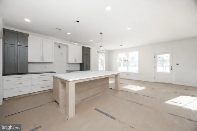 $1,230,500 | 453 East Franklin Street, Unit SINGLE, Media, PA 19063