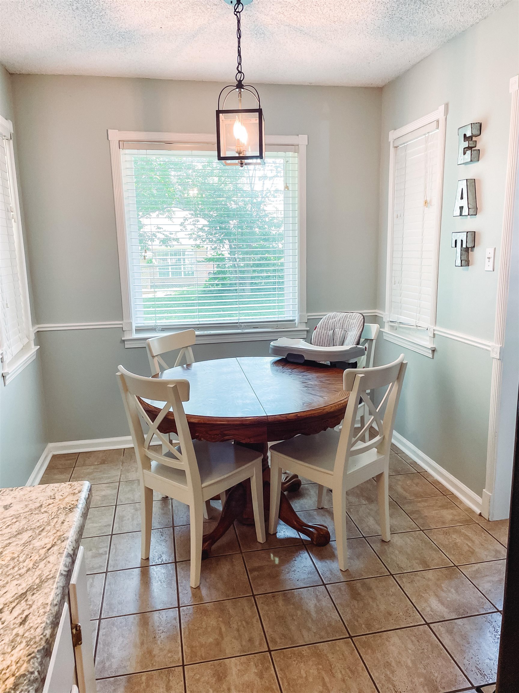 328 Rutledge Street Collierville, TN 38017 - Photo 10 of 19 a dining room with furniture and window