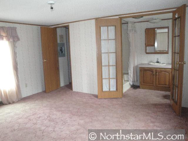 965 East River Road Motley, MN 56466 - Photo 9 of 10 Gallery Image 9