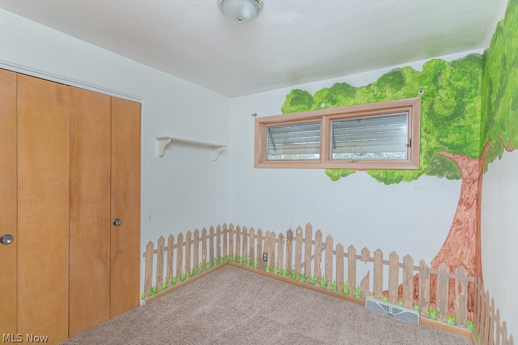 7812 Hoertz Road Cleveland, OH 44134 - Photo 18 of 27