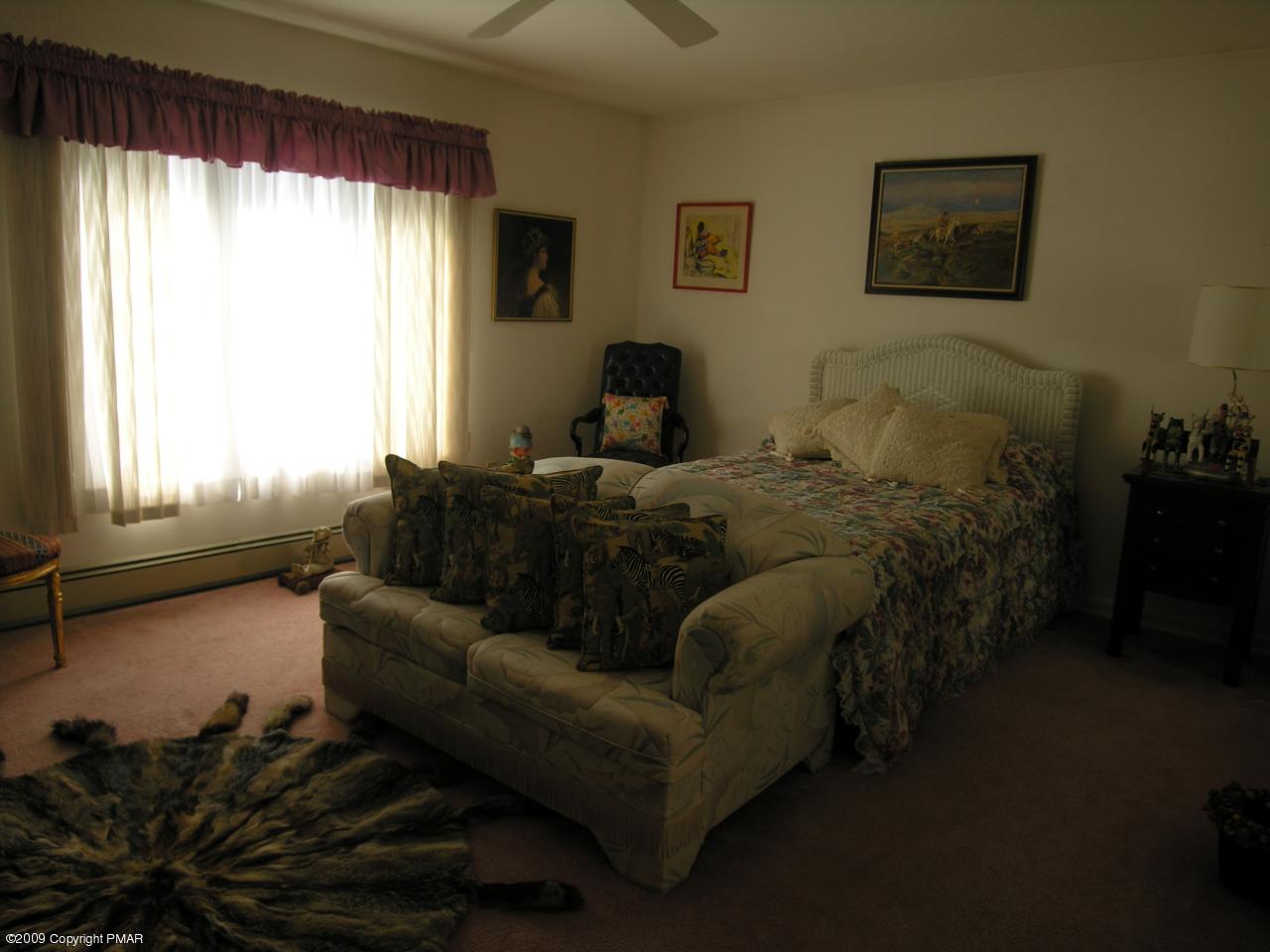 2109 Ridge Road Stroudsburg, PA 18360 - Photo 17 of 18 3rd Bedroom