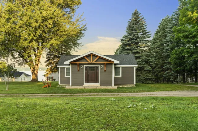 $749,900 | 10862 Torch Light Lane, Central Lake, MI 49622