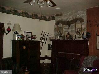 168 Hunter Road Oley, PA 19547 - Photo 2 of 5 Gallery Image 2