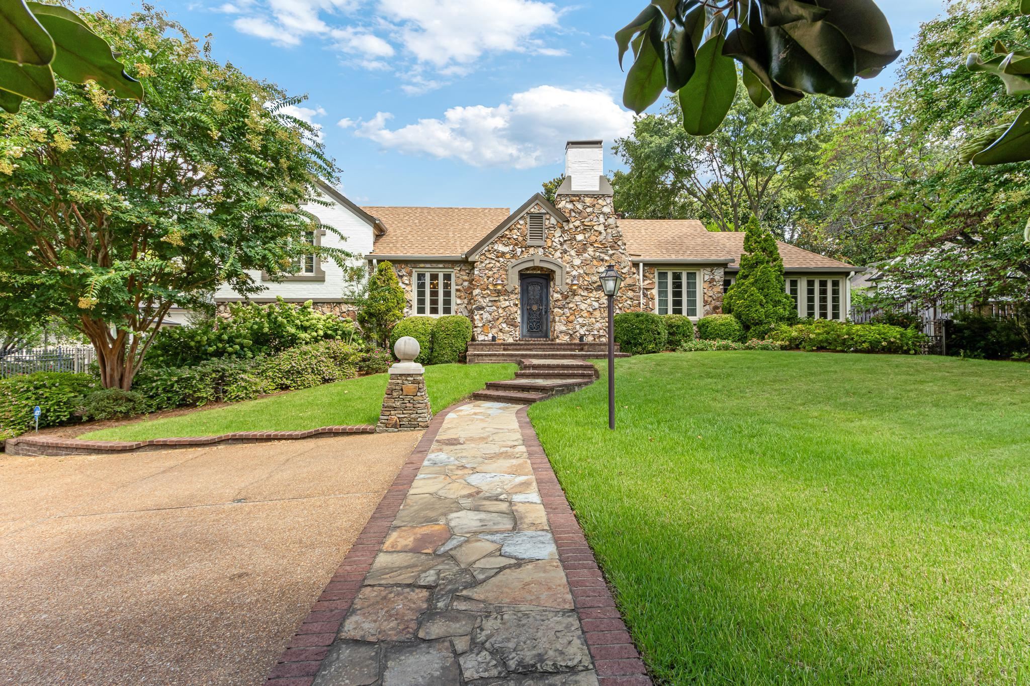 3790 Walnut Grove Road Memphis, TN 38111 - Photo 2 of 40