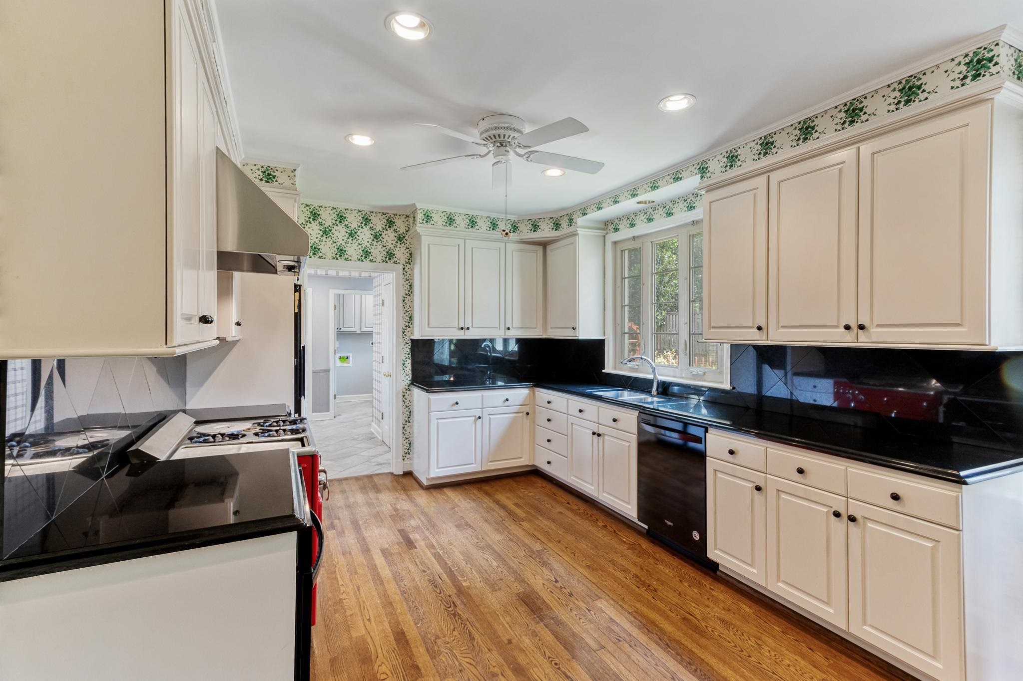 3790 Walnut Grove Road Memphis, TN 38111 - Photo 22 of 40