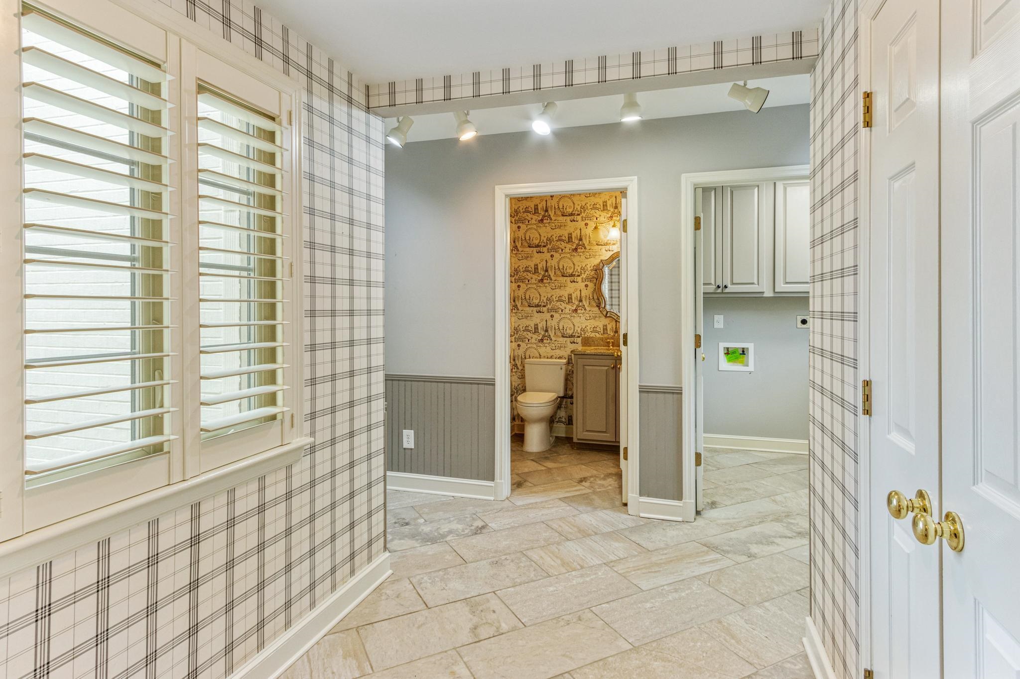 3790 Walnut Grove Road Memphis, TN 38111 - Photo 25 of 40