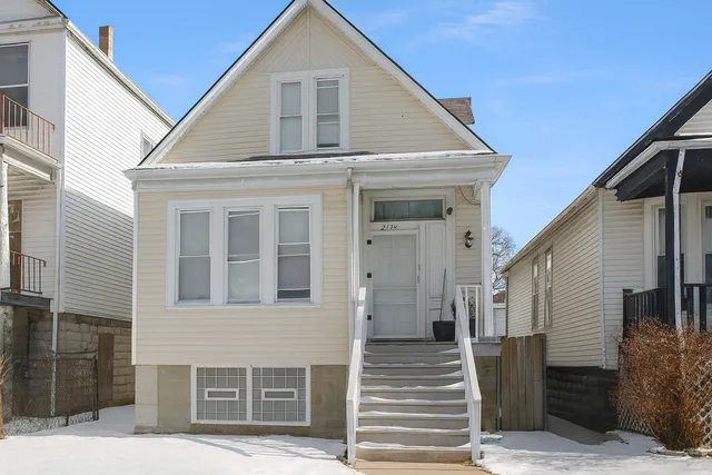 $179,900 | 7134 South Green Street, Chicago, IL 60621