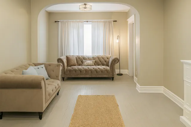 $179,900 | 7134 South Green Street, Chicago, IL 60621