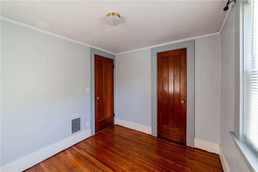 52 Indiana Street Rochester, NY 14609 - Photo 16 of 32
