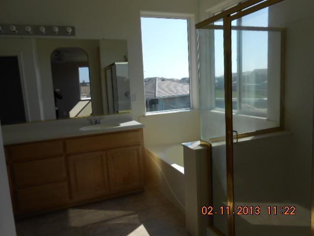 1010 San Ramon Avenue Madera, CA 93637 - Photo 8 of 9 Gallery Image 8