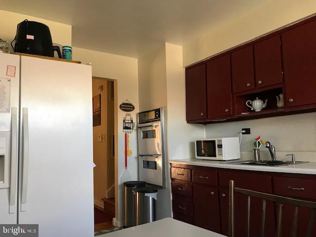 9 Larkin Road Burlington, NJ 08016 - Photo 3 of 16