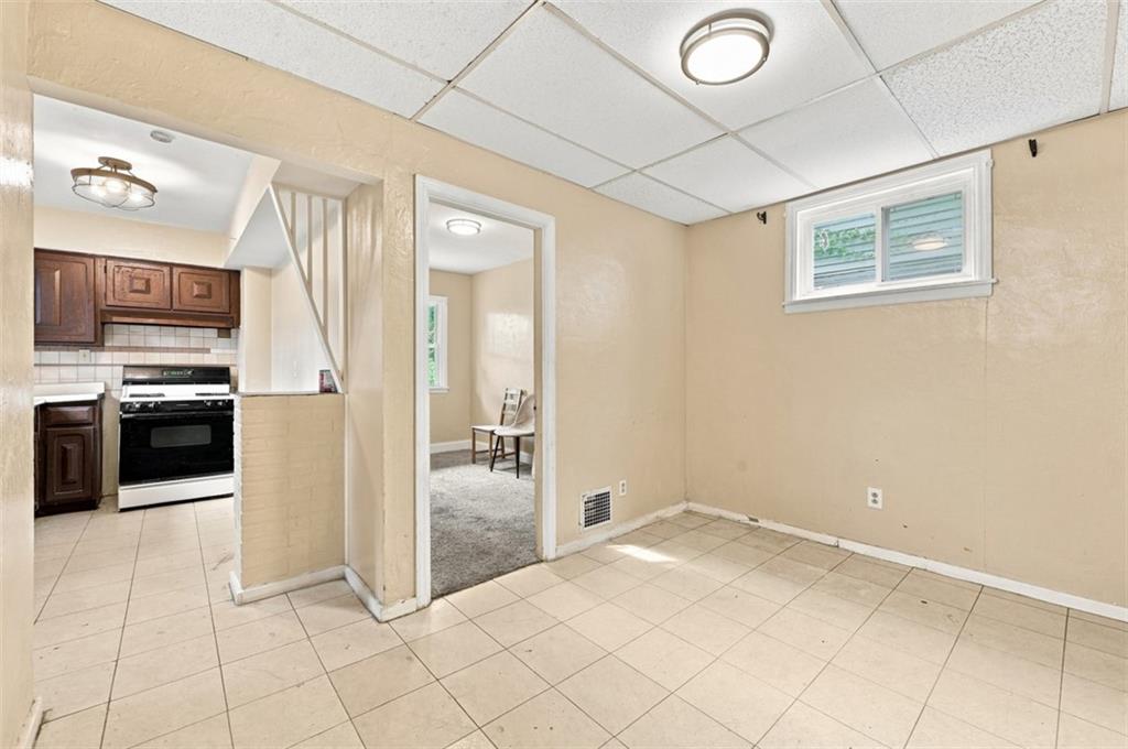 225 Rothman Street Pittsburgh, PA 15210 - Photo 10 of 45 Gallery Image 10