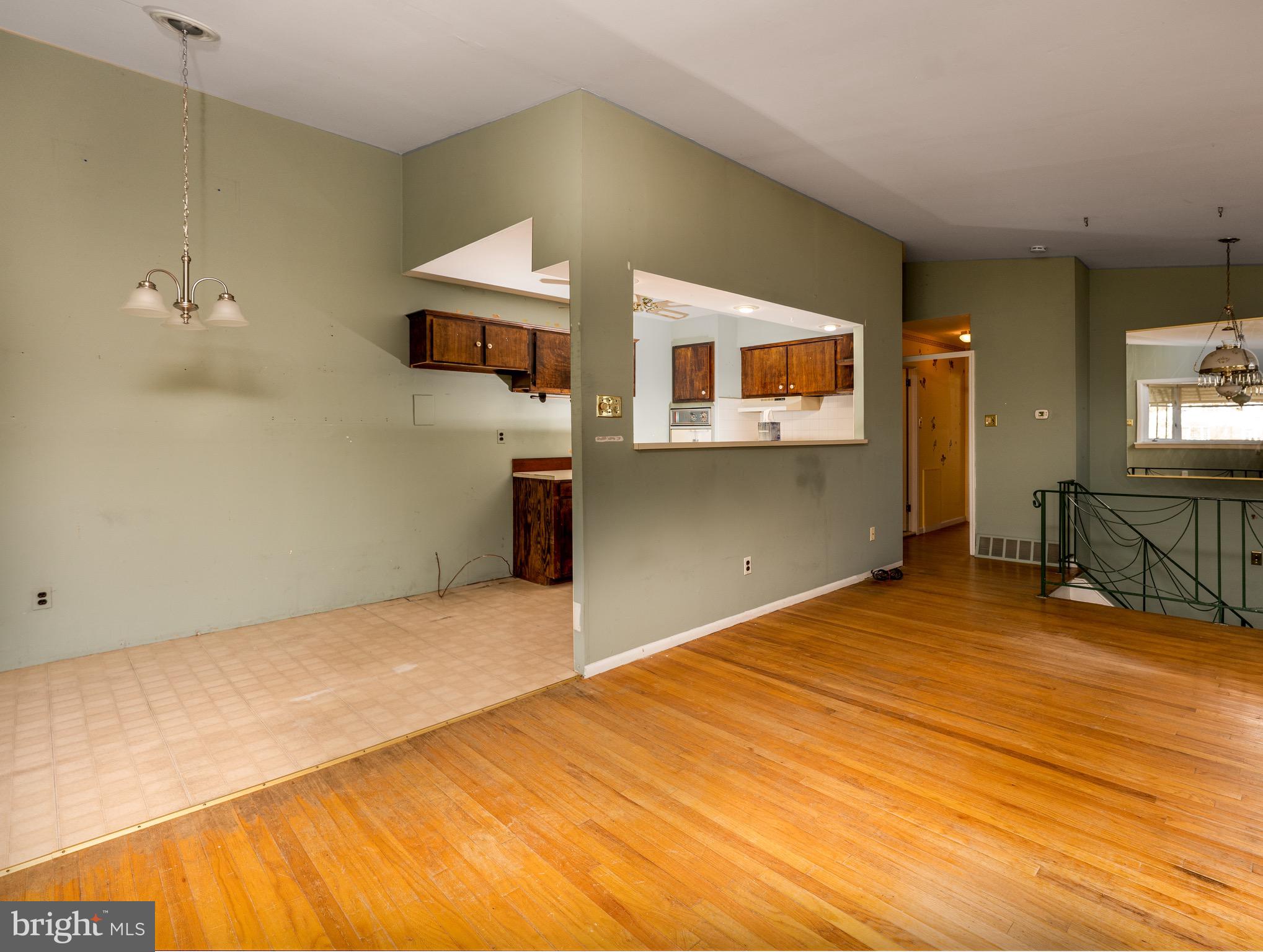 3153 Draper Street Philadelphia, PA 19136 - Photo 5 of 18 Gallery Image 5